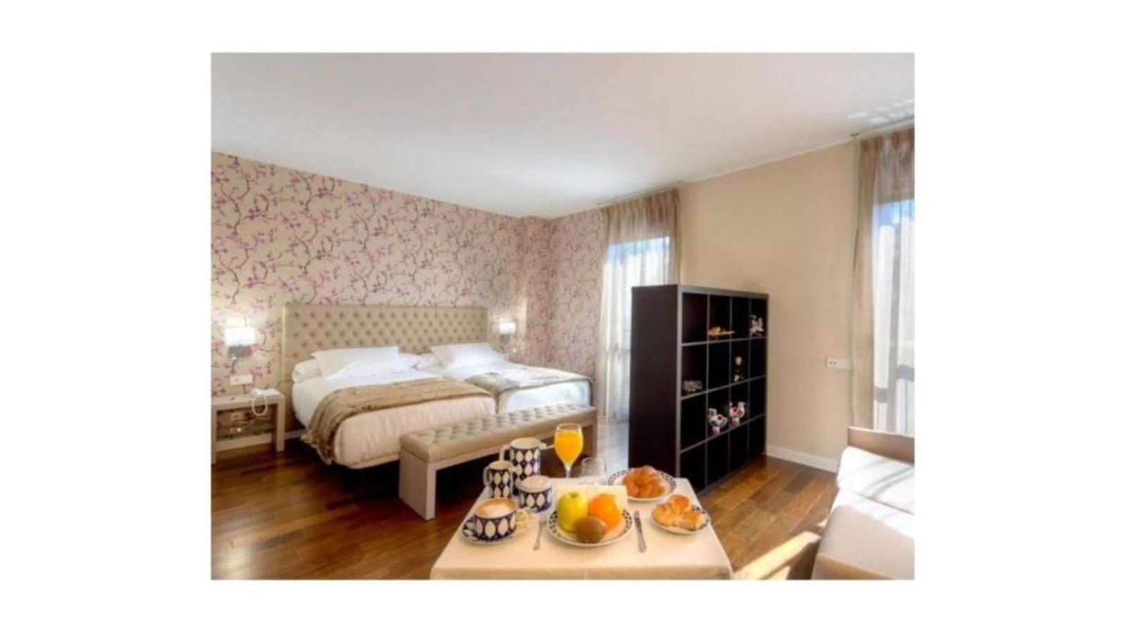 U-Hotel Spa Ciudad De Асторга Экстерьер фото