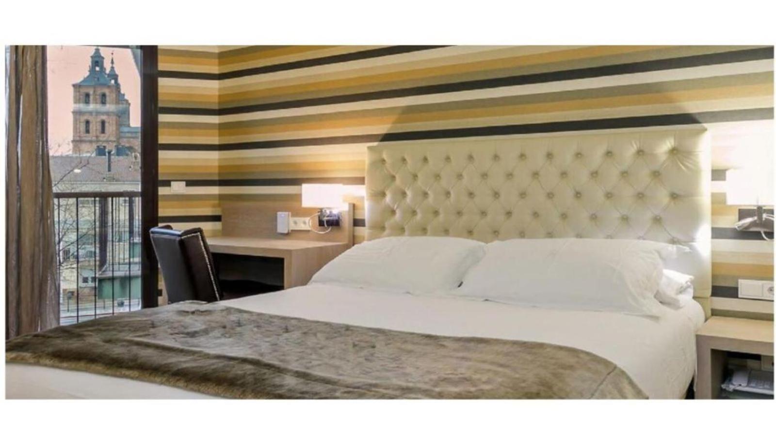 U-Hotel Spa Ciudad De Асторга Экстерьер фото